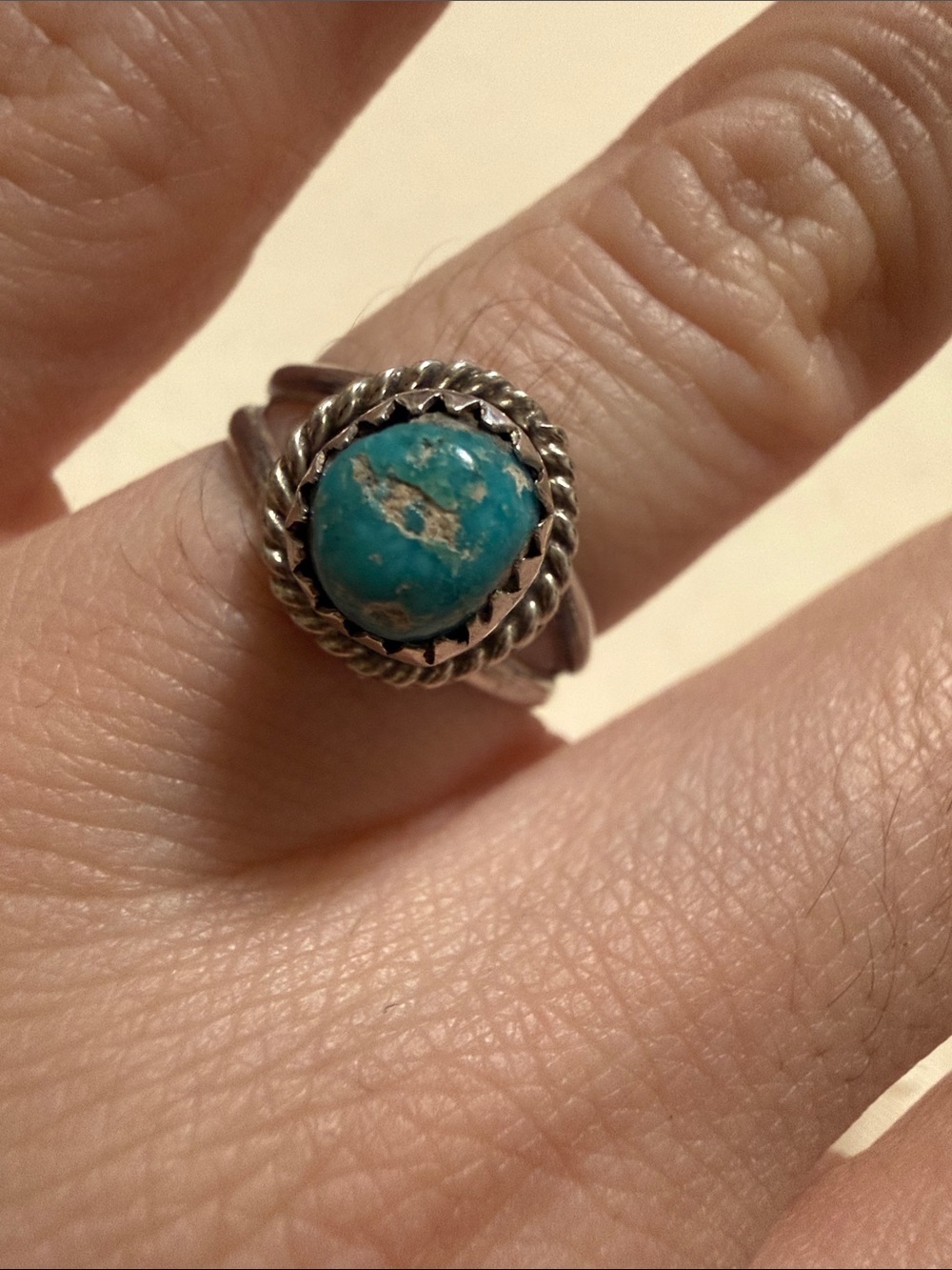 Native Sterling Turquoise Cocktail Ring size 5 - Picture 7 of 9